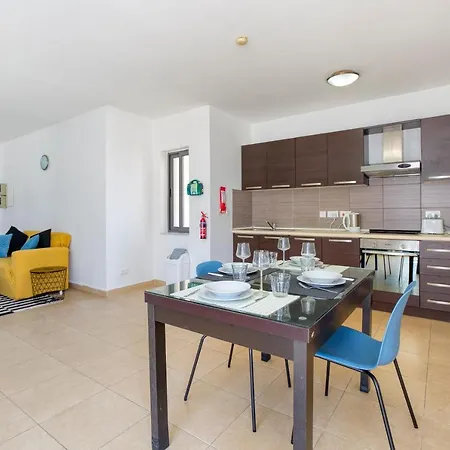 Apartman The Jokers Penthouse At Roulette In St Julians *